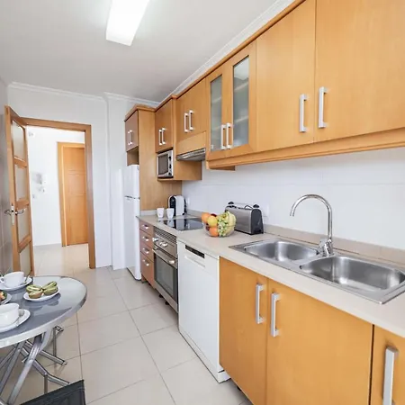 Bellavista Puerto 2a 公寓 *